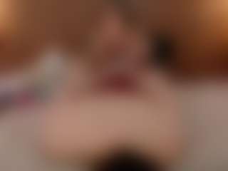 Live cam show with Iris-bloom69 - Brown Eyes on Camsoda