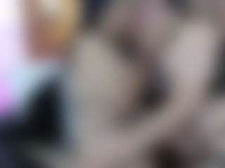 Iris-bloom69's Live Sex Cam Show