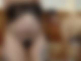 Live cam show with Iris-bloom69 - Natural on livesuperchat.net