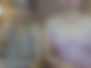Live-Cam-Show mit Iris-bloom69 - Tease auf Camsoda