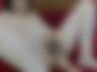 Live cam show with Iris-bloom69 - Twerk on Camsoda