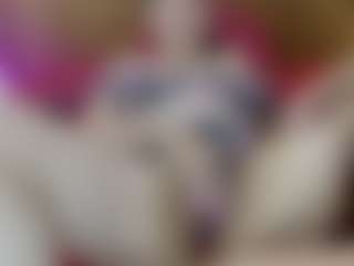 Live cam show with Iris-bloom69 - Anal on Camsoda