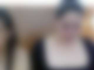 Live cam show with Iris-bloom69 - Strip on CamSextacy