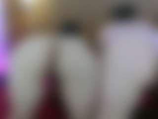 Iris-bloom69's Live Sex Cam Show