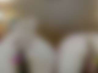 Iris-bloom69's Live Sex Cam Show