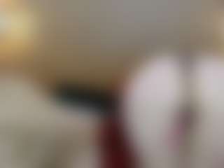 Live cam show with Iris-bloom69 - Deepthroat on https://playwithruby.com