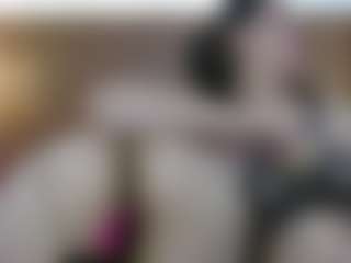 Live cam show with Iris-bloom69 - Dildo on Gym Cam Girls