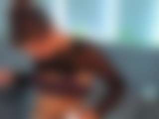 Live cam show with KieraGaisford - Ebony Petite on sexylivex.com