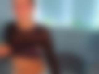 Live cam show with KieraGaisford - Black College on live18s.com