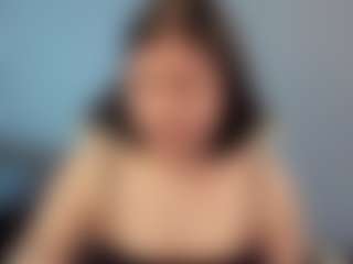 Live cam show with Kylie-Voss - Moaning on SmokeAndPoke