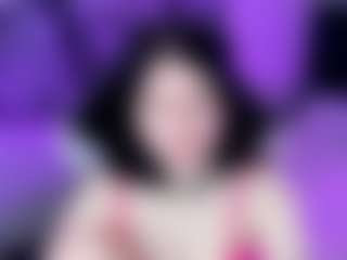 Live cam show with Kylie-Voss - Petite on SmokeAndPoke