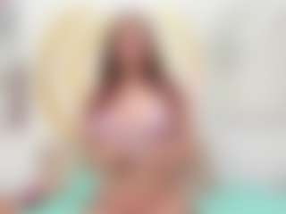 Live cam show with LaylaKamilah - Tattoos on Fling VIP Chat