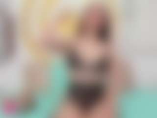 Live cam show with LaylaKamilah - Skinny on Latina Girls