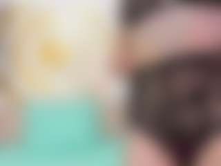 Live cam show with LaylaKamilah - White on Soda Cam | colombia