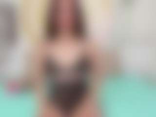 Live cam show with LaylaKamilah - Naked on TastyBlacksLive