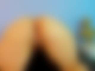 Live cam show with lexa-kitty - Full Nudity on luckytryst.com
