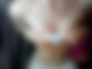 LunaWhiteX's Live Sex Cam Show