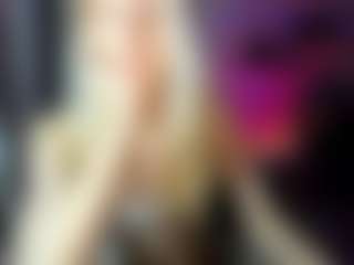 LunaWhiteX's Live Sex Cam Show