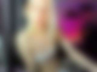 LunaWhiteX's Live Sex Cam Show