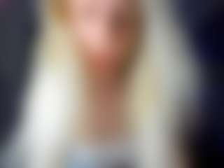 LunaWhiteX's Live Sex Cam Show