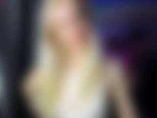 LunaWhiteX's Live Sex Cam Show