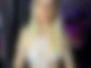 LunaWhiteX's Live Sex Cam Show