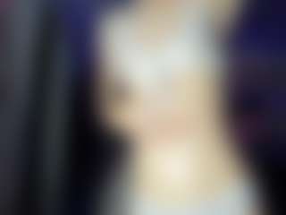 LunaWhiteX's Live Sex Cam Show