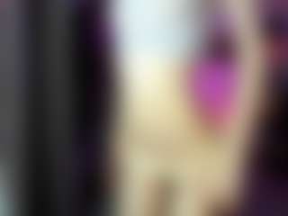 LunaWhiteX's Live Sex Cam Show