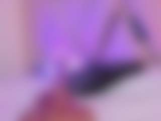 Live cam show with MichelleMendez - Fetish on eurowanks.com
