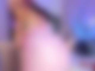Live cam show with MichelleMendez - Joi on SmokeAndPoke