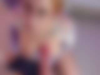 Live cam show with MichelleMendez - Sexwebcam Blonde Hair on Gym Cam Girls