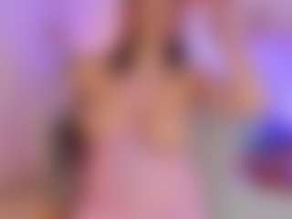Live cam show with MichelleMendez - Joi on StripNow