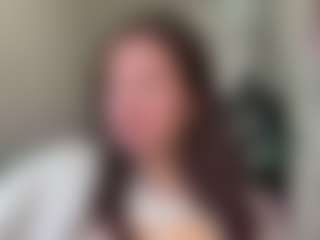 Live cam show with MickeyQunnarath - Blue Eyes on Milfs Live