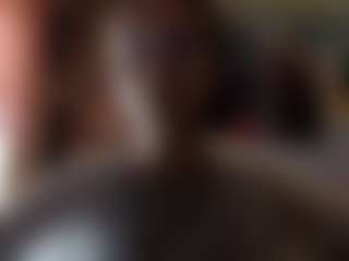 Iris's Live Sex Cam Show