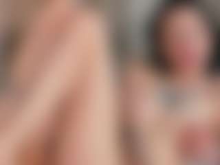 sakurabloom's Live Sex Cam Show