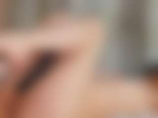 sakurabloom's Live Sex Cam Show