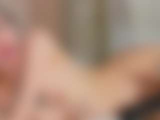 sakurabloom's Live Sex Cam Show