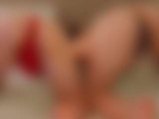 Live cam show with SandraWarren - Dildo Or Vibrator on https://playwithruby.com
