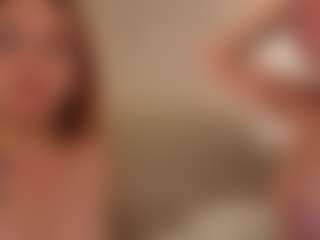 Live cam show with SandraWarren - Dirty Talk on Livezox
