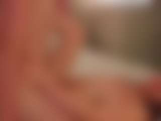 Live cam show with SandraWarren - Big Tits on Dolls Live