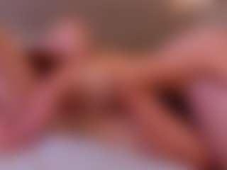 Live cam show with SandraWarren - Fingering on Porn Luv