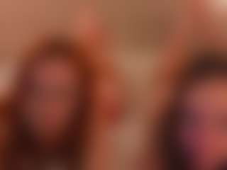 Live cam show with SandraWarren - Flashing on CamSodaAdn