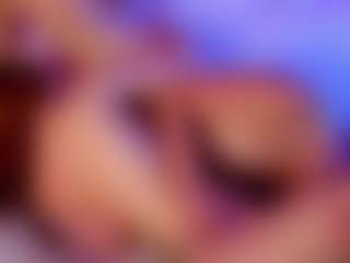Live cam show with SandraWarren - Squirt on slutload