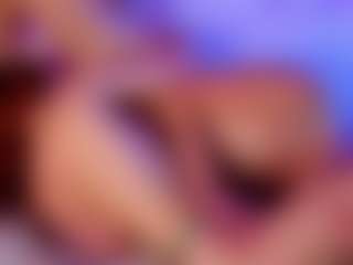 Live cam show with SandraWarren - Flashing on Hubzter Live