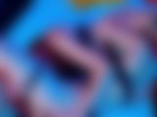 Live cam show with SandraWarren - Flashing on Camsoda