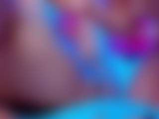 Live cam show with SandraWarren - Flashing on Camsoda