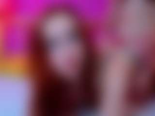 Live cam show with SandraWarren - Flashing on Dare Cams