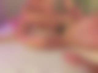 Live cam show with SandraWarren - Brown Hair on TeamSkeetLive