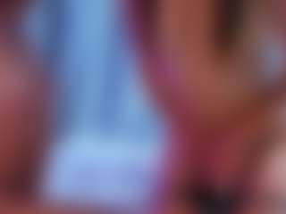 Live cam show with SandraWarren - Green Eyes on livesuperchat.net