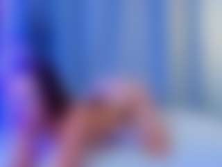Live cam show with SandraWarren - Squirt on Camsoda